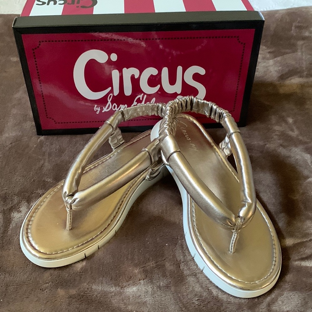Circus sandals